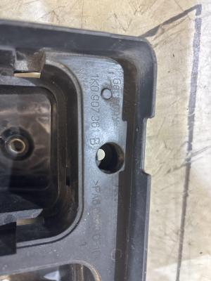 Кроншт. цент. блока электрооб. 1K0907361B Volkswagen Jetta MK5