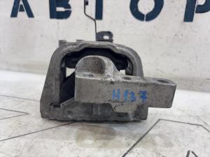 Опора двигателя 1K0199262M Volkswagen Jetta MK5