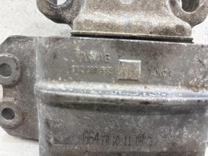 Опора двигателя 1K0199555 