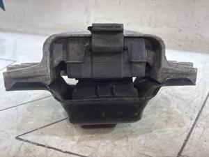 Опора двигателя 1K0199555 