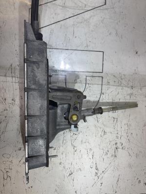 Кулиса (селектор) 1K0711049AT Volkswagen Jetta MK5