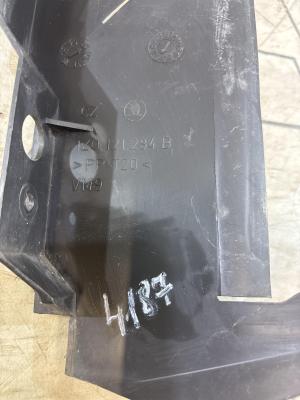 Воздуховод радиатора правый 1Z0121284B Skoda Octavia 2