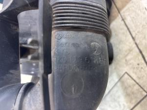 Корпус воздушного фильтра 1K0129607AL Volkswagen Jetta MK5