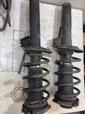 Амортизаторы с пружинами 1T0413031HP Skoda Octavia RS II