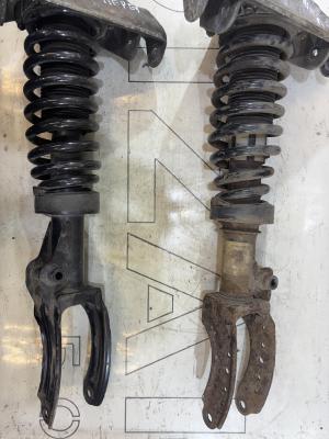 Амортизаторы с пружинами передние 7L6413031L Volkswagen Touareg I