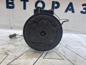 Компрессор климатич. установкис электромагнитной муфтой 4A0260805AD Audi A6 C4