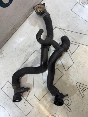 Патрубок радиатора 1K0121049DM Skoda Octavia II рест