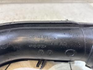 Патрубок турбины 03C145673N Skoda Octavia A5