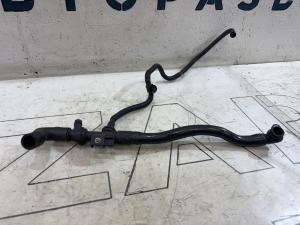 Трубка масляного радиатора 03C103493AM 