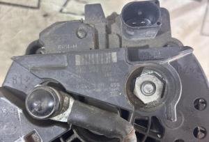 Генератор 03C903023A 