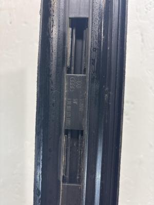 Накладка порога левая внутренняя 4A0864611 Audi A6 C4