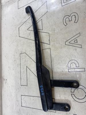 Поводок бескаркасной щётки 7L0955407D Volkswagen Touareg I