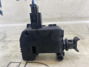 Активатор замка багажника 1M0959781A Skoda Octavia RS II