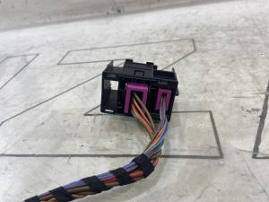 Кронштейн корпуса разъёма 1Z0937545A Skoda Octavia RS II