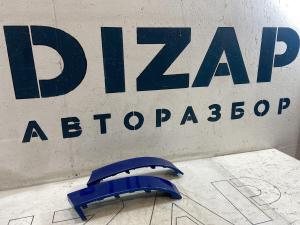 Накладка (планка) под фонарь правая, левая 1Z5813345 Skoda Octavia RS II