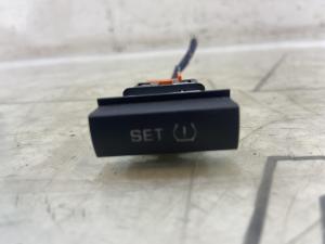 Кнопка системы контроля давления в шинах 1Z0927127A Skoda Octavia RS II