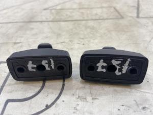 Крючок солнцезащитного козырька 1Z0857561 Skoda Octavia RS II