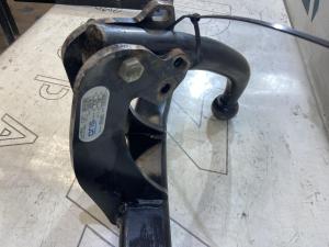 Фаркоп штатный 1Z0092155 Skoda Octavia II рест