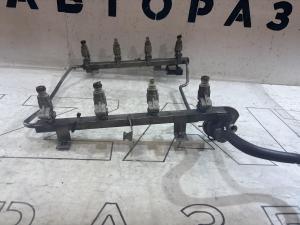 Топливная рампа 077133681L 