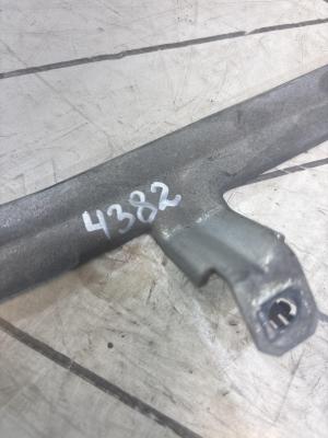 Кронштейн 077103947 