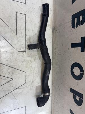 Патрубок 3B0122291L Skoda Octavia RS II