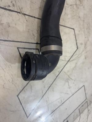 Патрубок 3B0122291L Skoda Octavia RS II