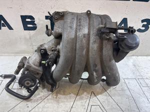 Коллектор впускной 058133213 