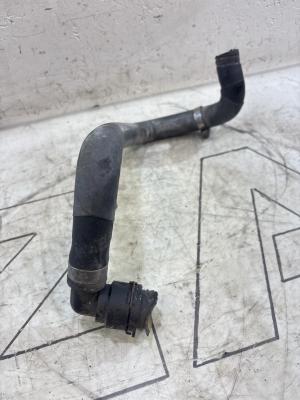 Шланг системы охлаждения 8G0819371A Audi 80 B4 Cabriolet