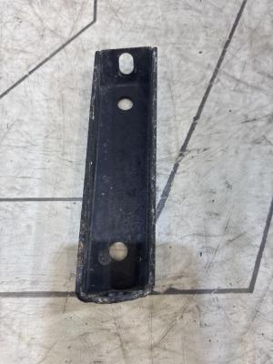 Кронштейн коллектора 058129723F 