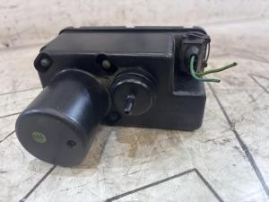 Компрессор центрального замка 443862257B Audi 80 B3