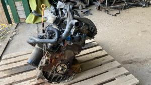 Двигатель ADR 1.8 058100031H Audi A4 B5 / 80 B4