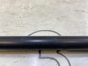 Амортизатор капота 7L6823359B Volkswagen Touareg I