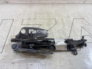 Петли крышки багажника левая правая 4F5827301D Audi A6 C6