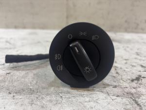 Переключатель света фар 1Z0941431K Skoda Octavia II рест