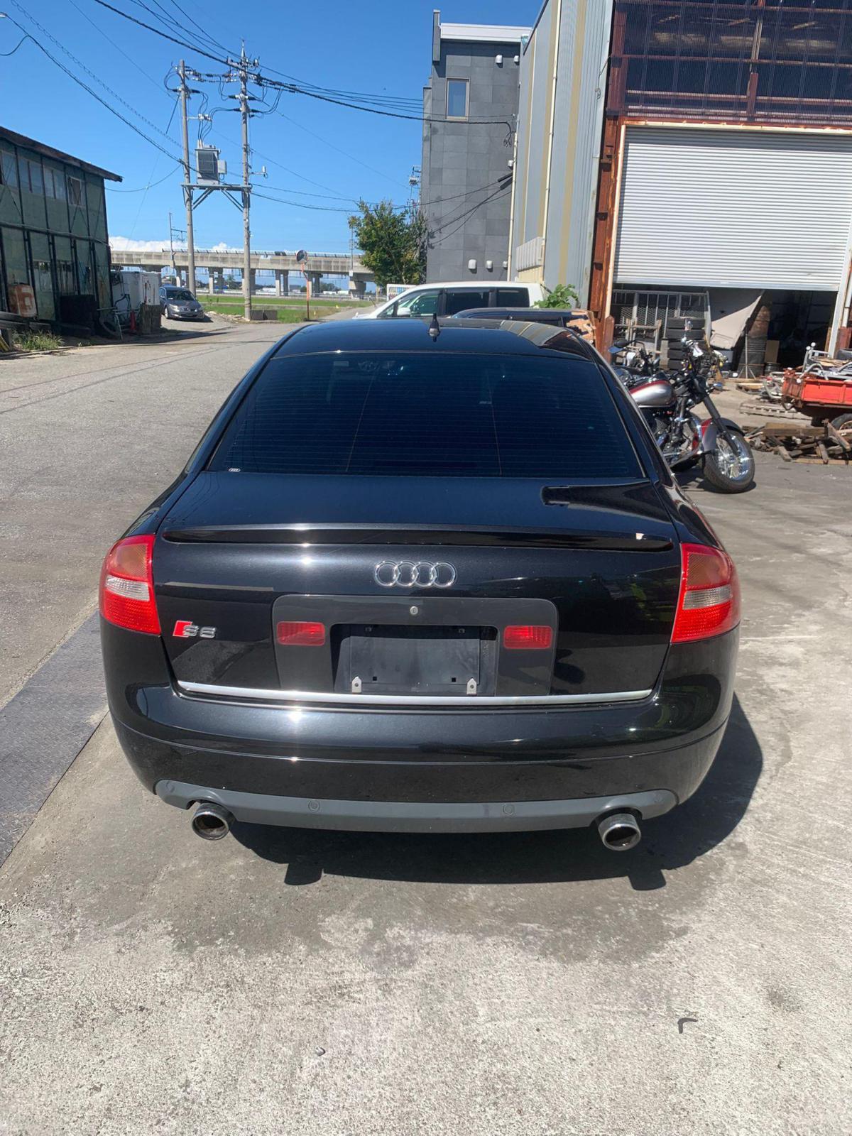 Audi S6 C5