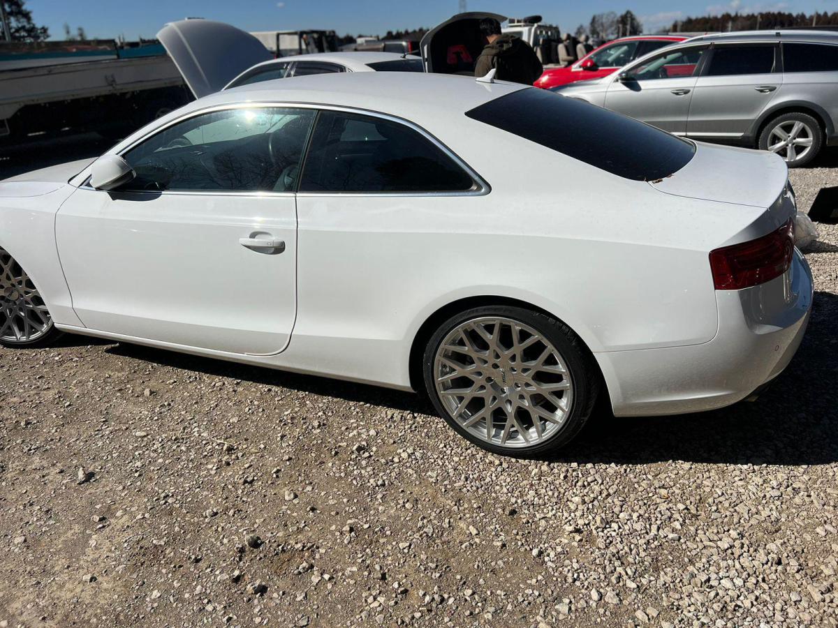 Audi A5 8T купэ Заголовок3