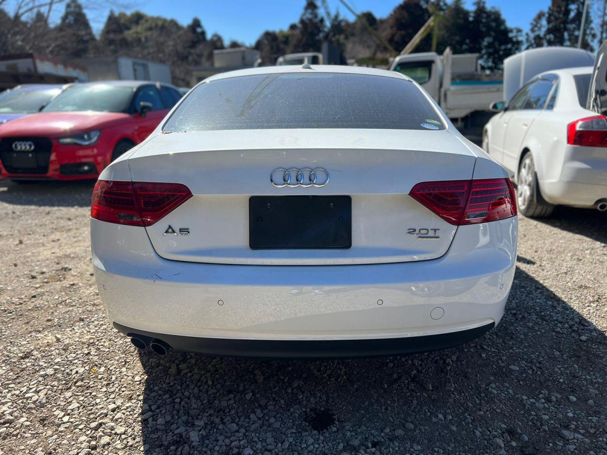 Audi A5 8T купэ Заголовок3
