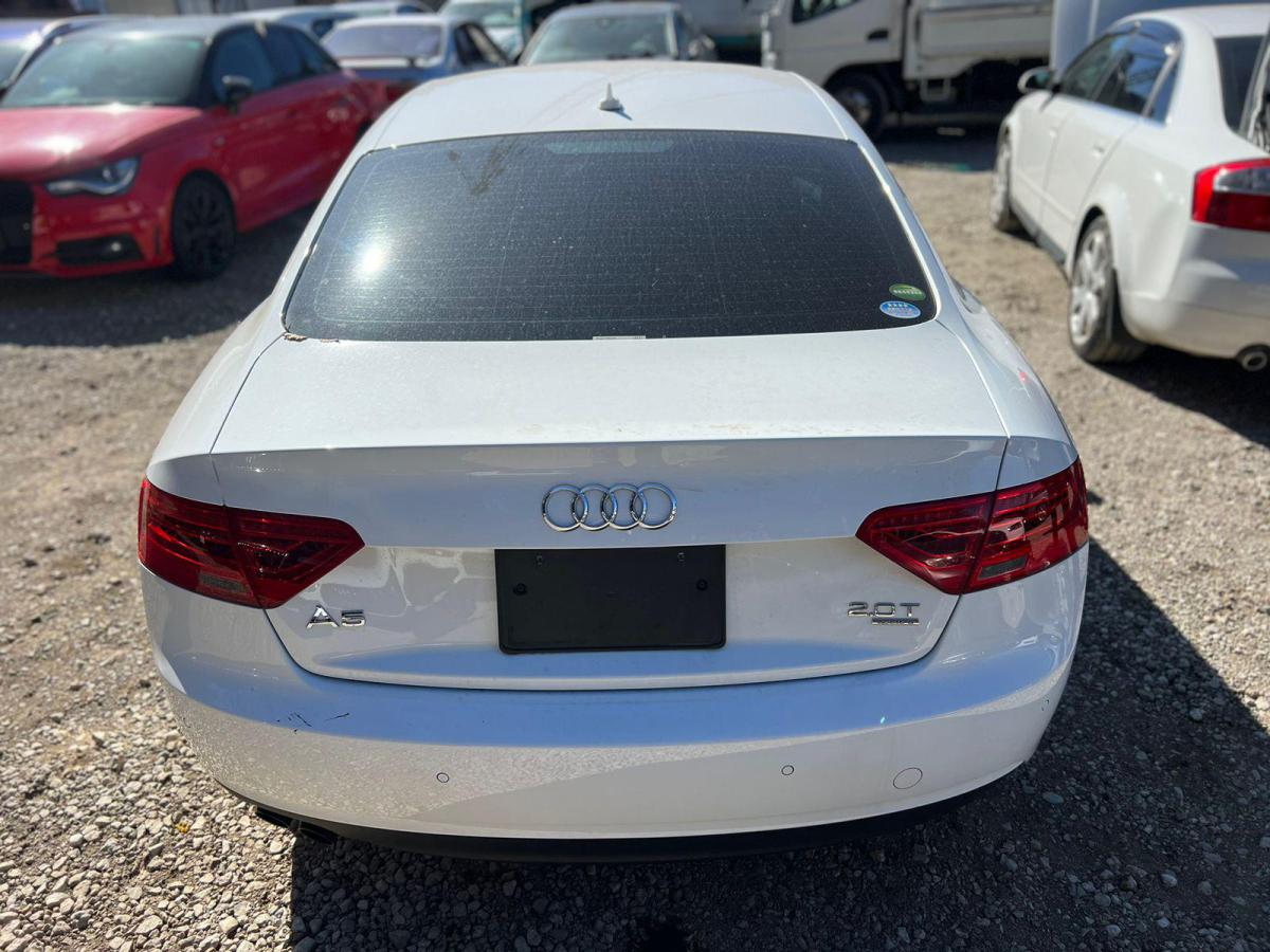 Audi A5 8T купэ Заголовок3
